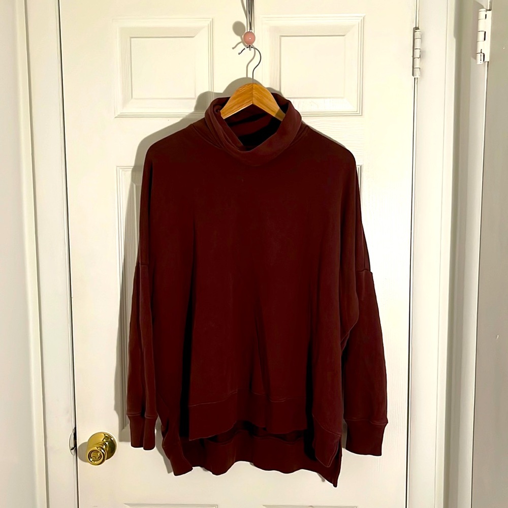 Turtle neck tunic sweatshirt